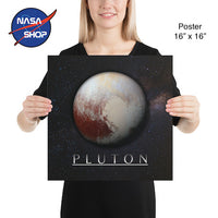 Poster de la planète pluton en 16 x 16 pouces ∣ NASA SHOP FRANCE®