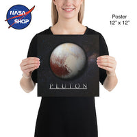 Poster de la planète pluton en 12 x 12 pouces ∣ NASA SHOP FRANCE®